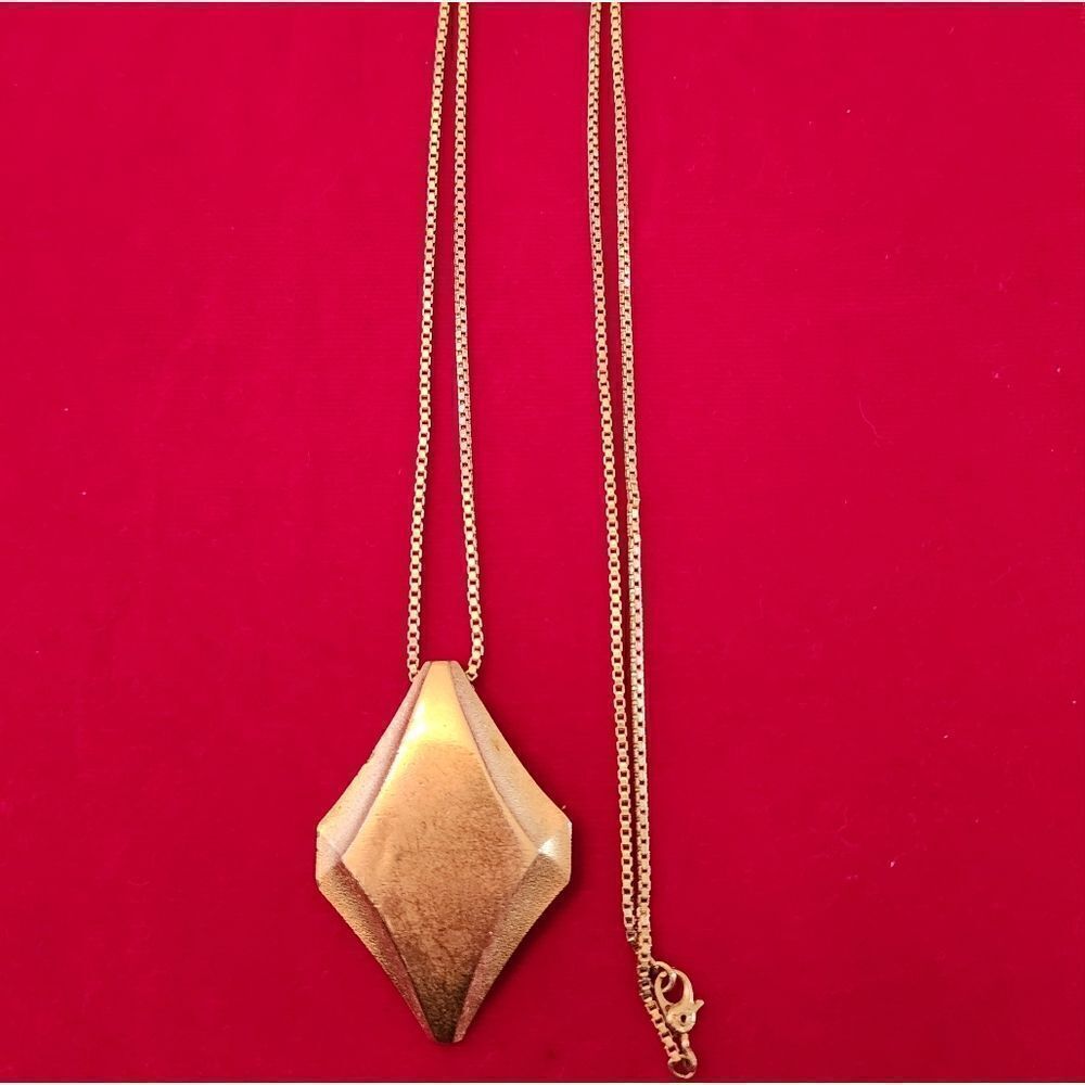 Monet Vintage Gold Plated Diamond Pendant Box Chain Necklace